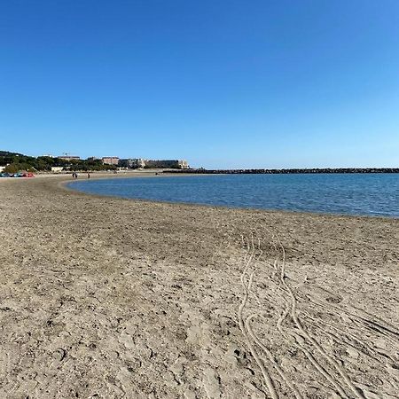 Superbe T2 Avec Terrasse Et Vue Su Mer Quartier Des Quilles A Сет Экстерьер фото